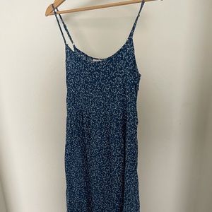 Maxi flowy blue floral dress